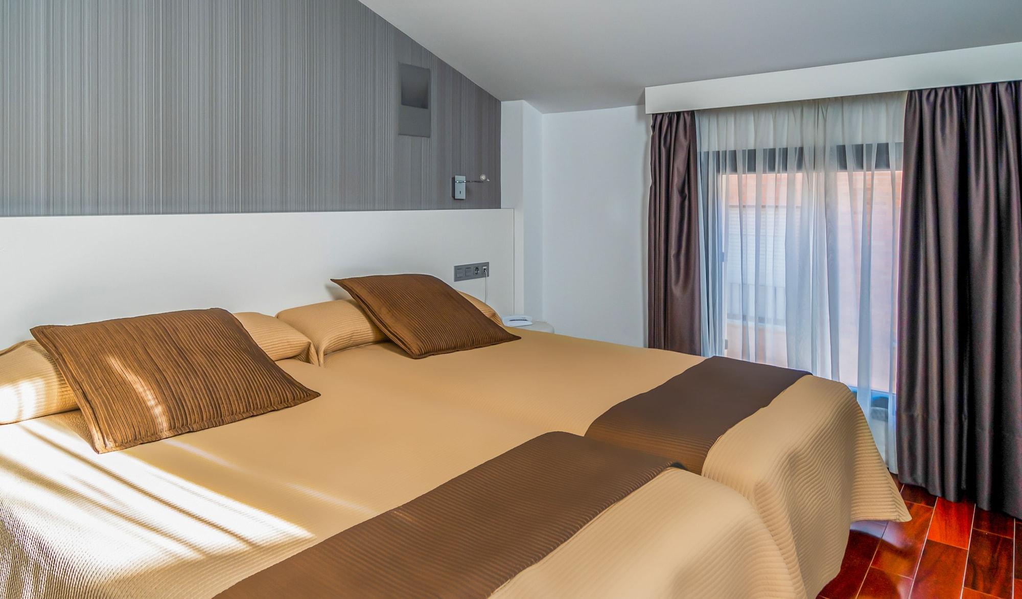 Hotel Apolonia Сория Экстерьер фото